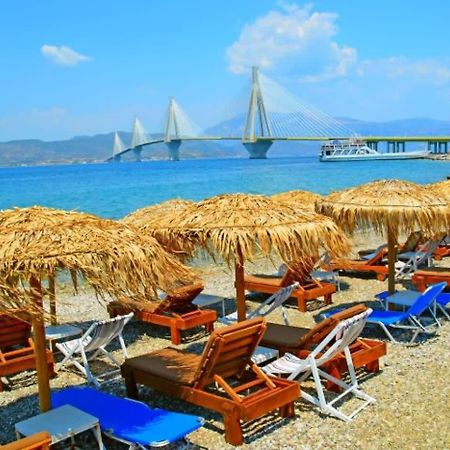 Patras Cozy Nest In The Vibrant City Center Bagian luar foto
