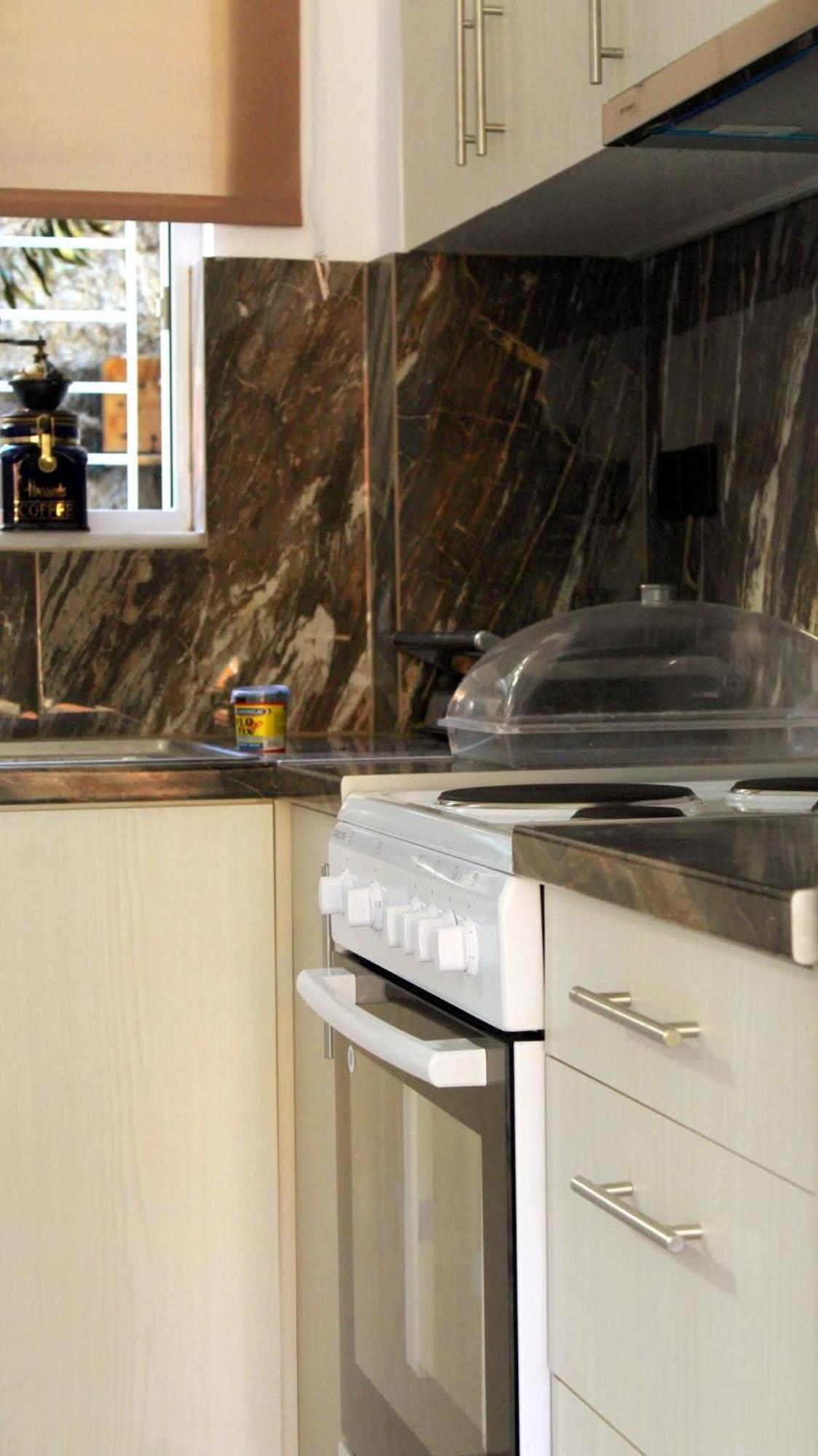 Patras Cozy Nest In The Vibrant City Center Bagian luar foto
