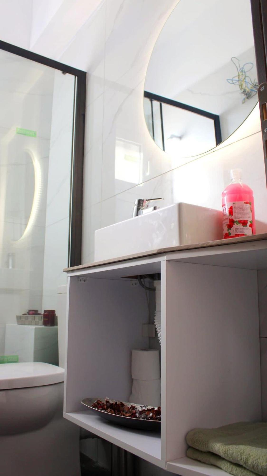 Patras Cozy Nest In The Vibrant City Center Bagian luar foto